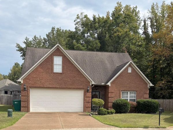 25 Weatherstone Drive , Jackson, TN 38305