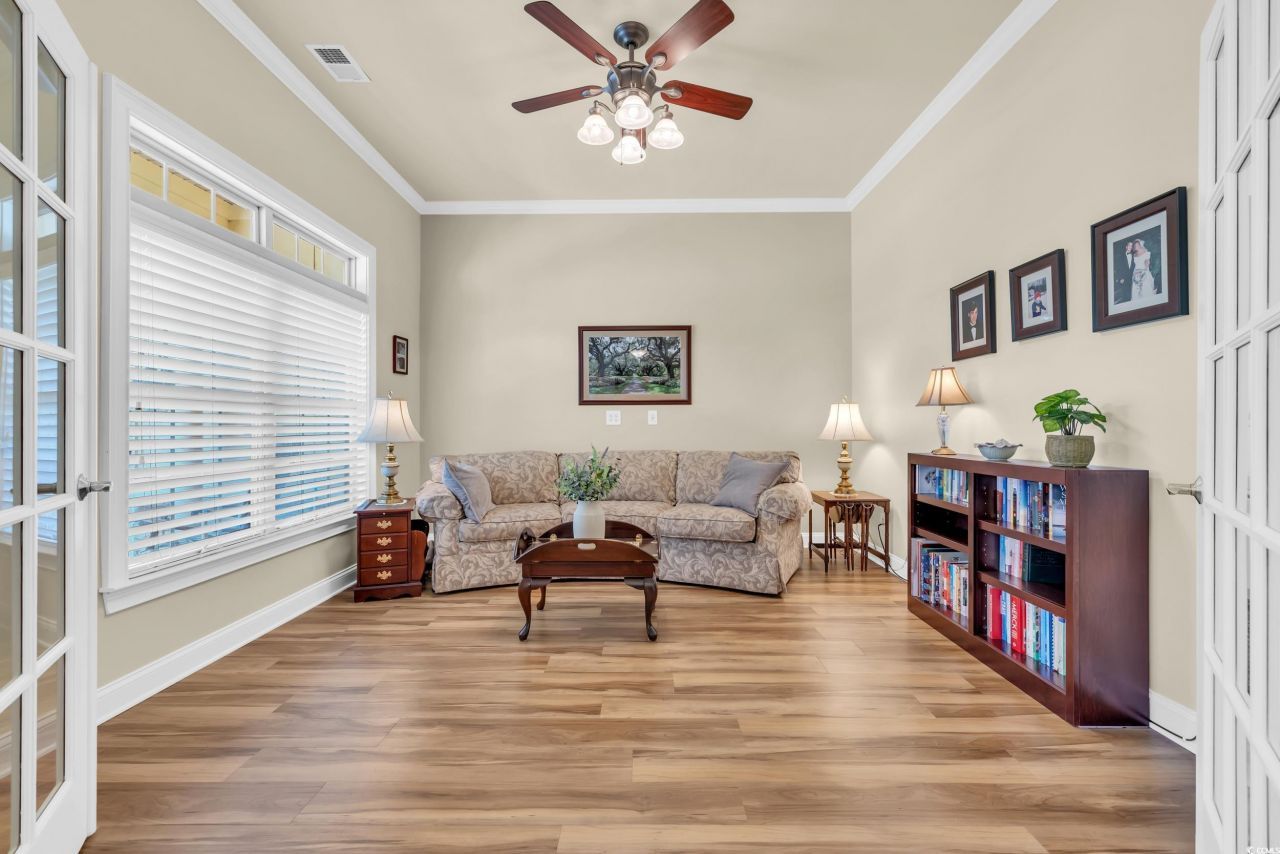 4254 Congressional Dr. Photo 13