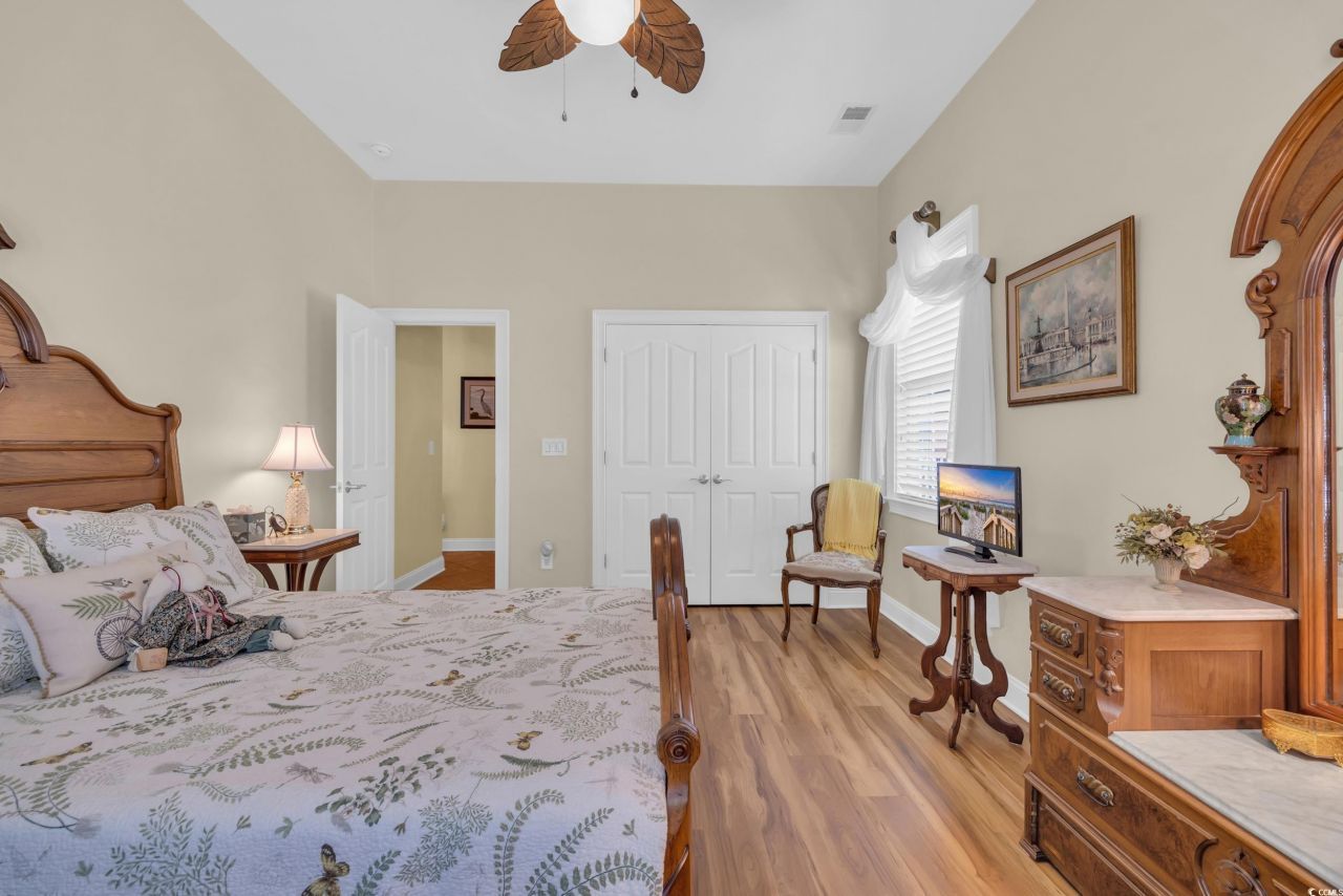 4254 Congressional Dr. Photo 23