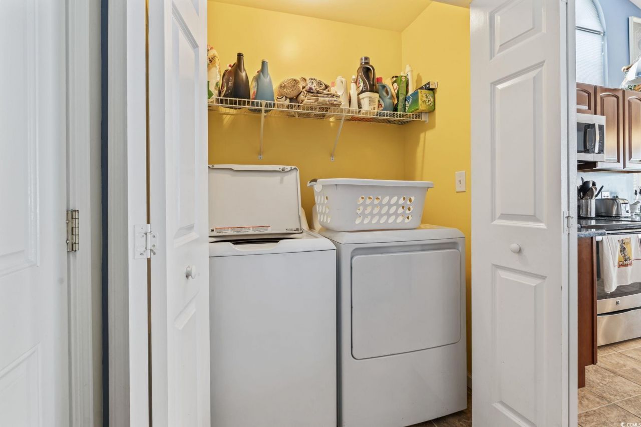 2008 Saltwater St. Photo 18