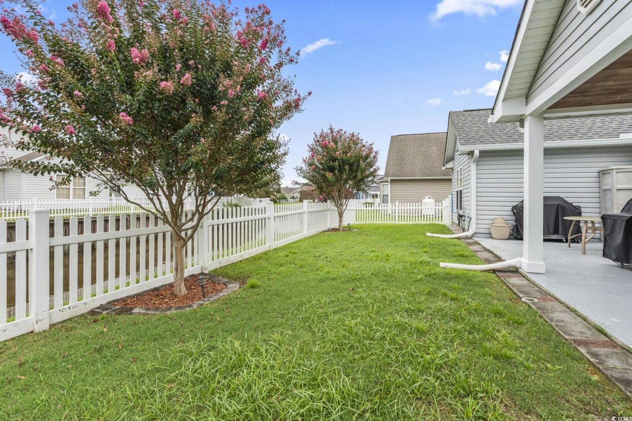 2008 Saltwater St. Photo 25