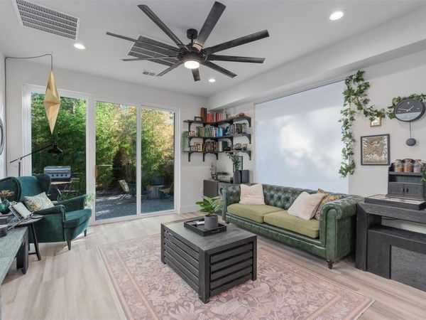 2703 E 3rd ST, Unit 2, Austin, TX 78702