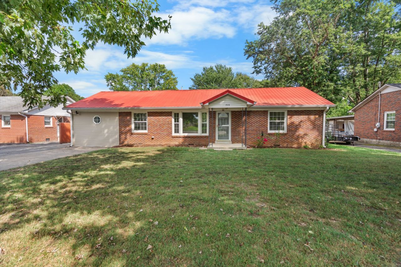 806 Fair Ave, Lawrenceburg, TN 38464 Main Photo