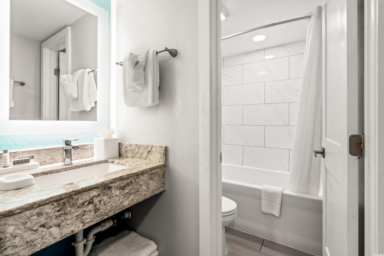 7200 N Ocean Blvd. Photo 8