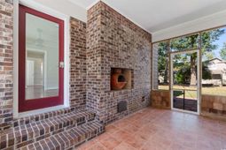 1616 26th Ave N photo 4