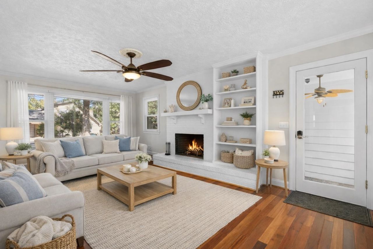 1616 26th Ave N Photo 4