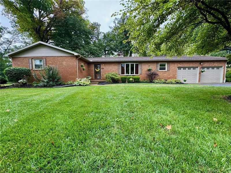 703 Dorchester Drive, Springfield, OH 45506 Photo 2
