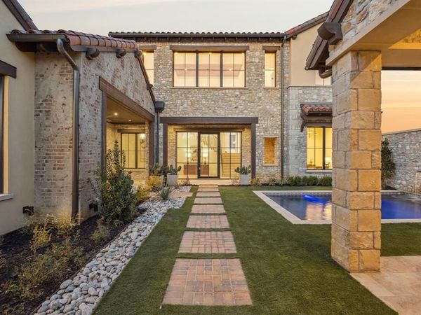 12 Cardona, Westlake, TX 76262