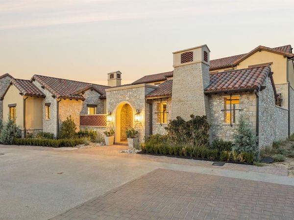 12 Cardona, Westlake, TX 76262