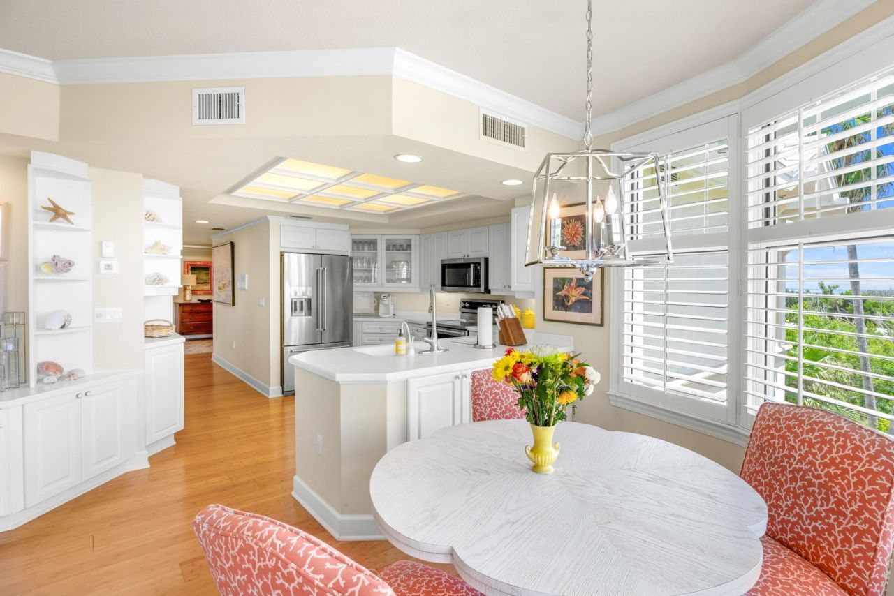 2675 Wulfert Rd, Unit 5, Sanibel, FL 33957 Photo