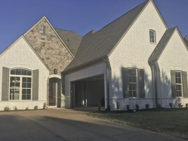 5442 RIVERSTONE DR, Memphis, TN 38125