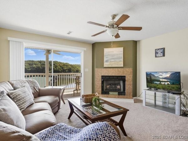 4800 Eagleview Drive, Unit 121, Osage Beach, MO 65065