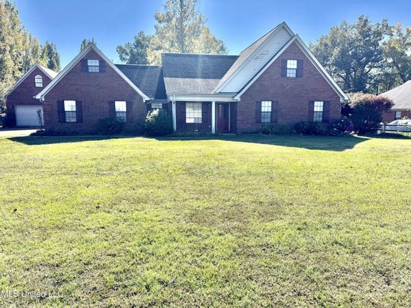 1999 Edgewood Boulevard, Hernando, MS 38632