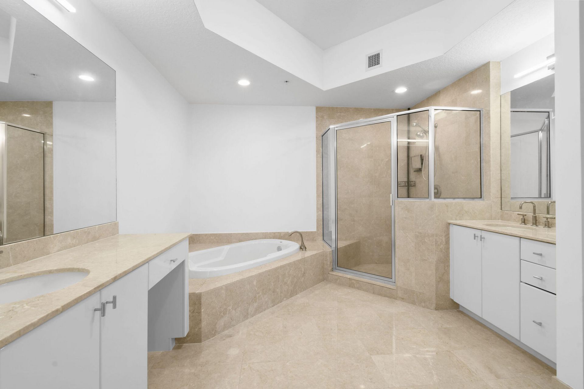 701 S Olive Avenue, Unit 818, West Palm Beach, FL 33401 Photo