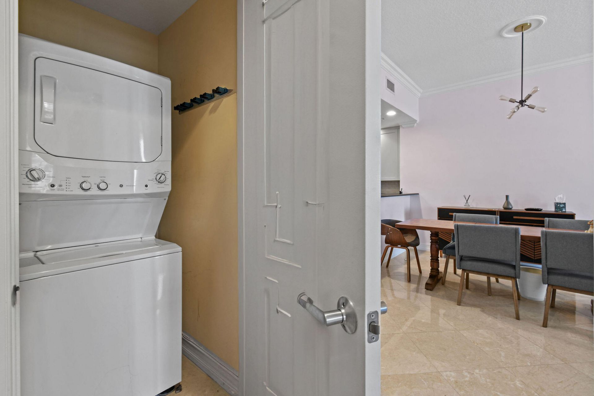 701 S Olive Avenue, Unit 818, West Palm Beach, FL 33401 Photo