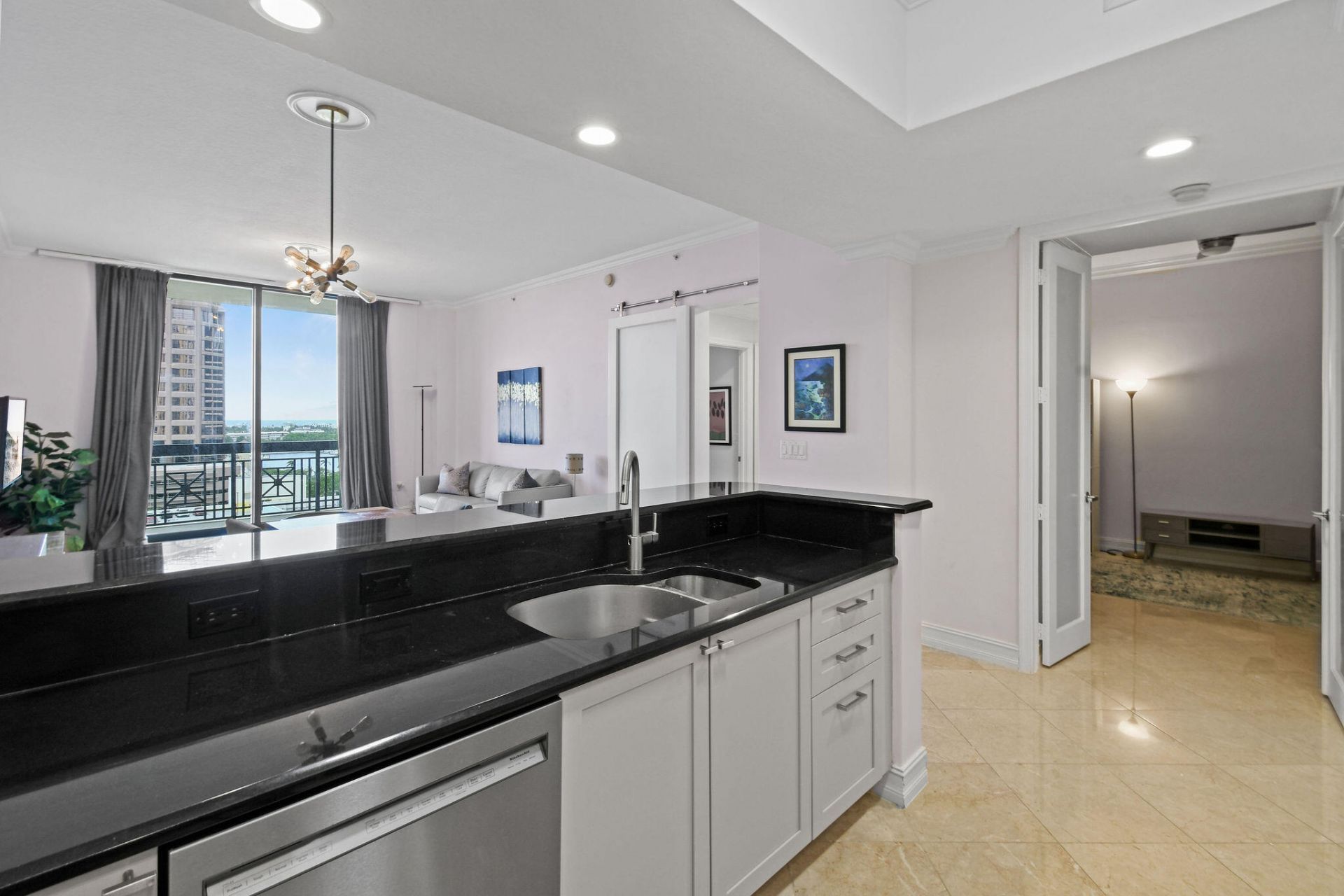 701 S Olive Avenue, Unit 818, West Palm Beach, FL 33401 Photo