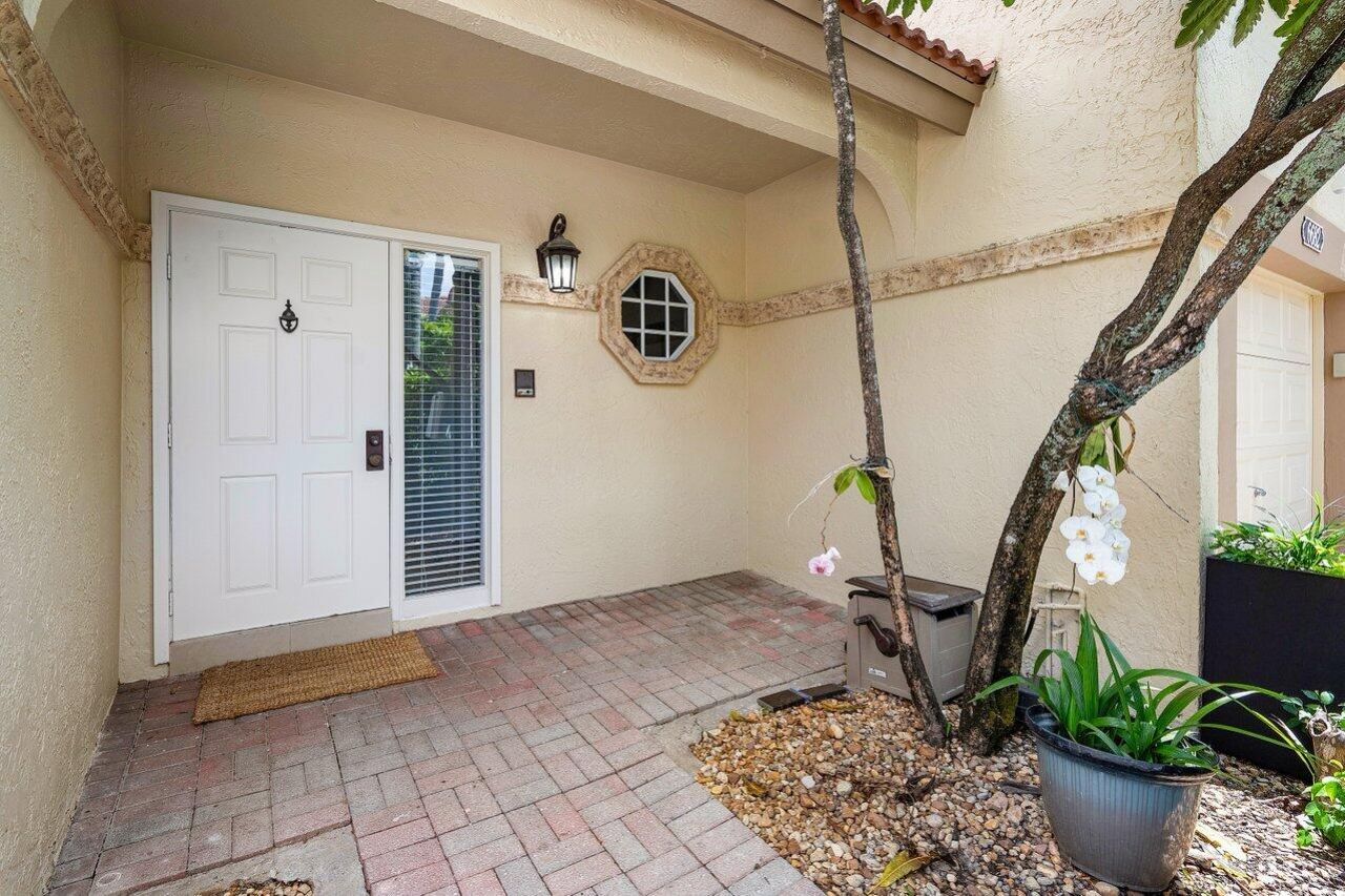6684 Via Regina, Boca Raton, FL 33433 Photo