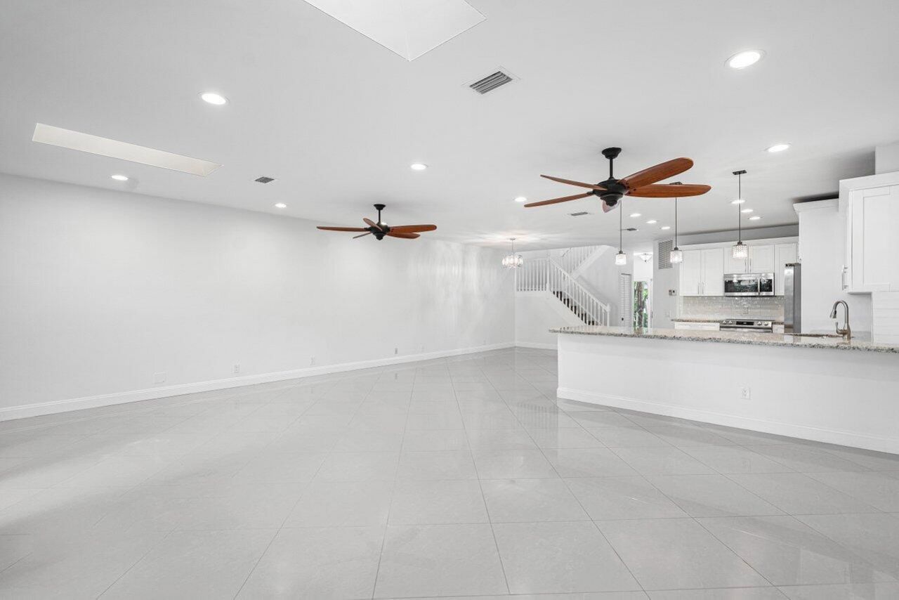 6684 Via Regina, Boca Raton, FL 33433 Photo