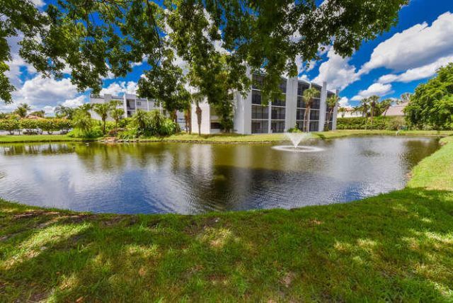 1605 S Us Highway 1, Unit B105, Jupiter, FL 33477 Photo