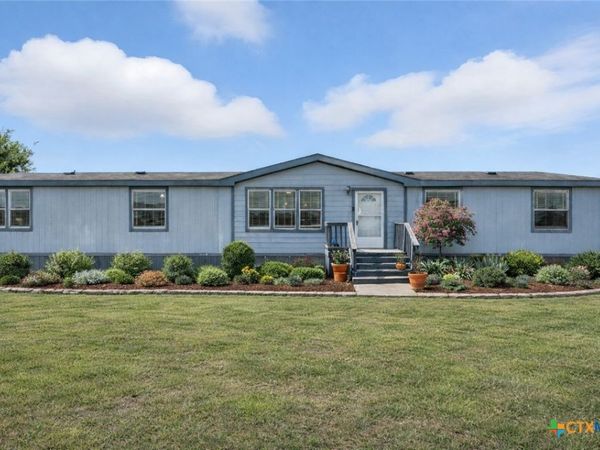 240 Broward Avenue, Marion, TX 78124