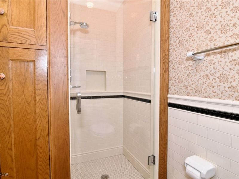 13715 Shaker Boulevard, Unit 1A, Cleveland, OH 44120 Photo 27