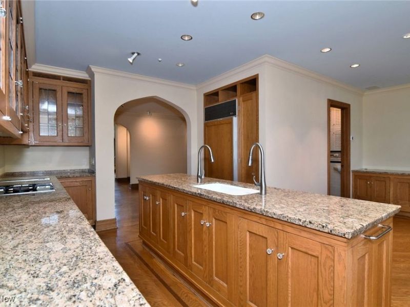 13715 Shaker Boulevard, Unit 1A, Cleveland, OH 44120 Photo 29