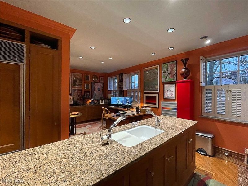 13715 Shaker Boulevard, Unit 1A, Cleveland, OH 44120 Photo 8