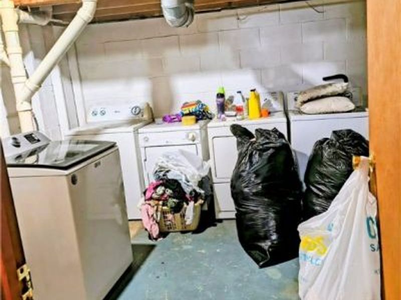 10721 Englewood Avenue, Cleveland, OH 44108 Photo 13