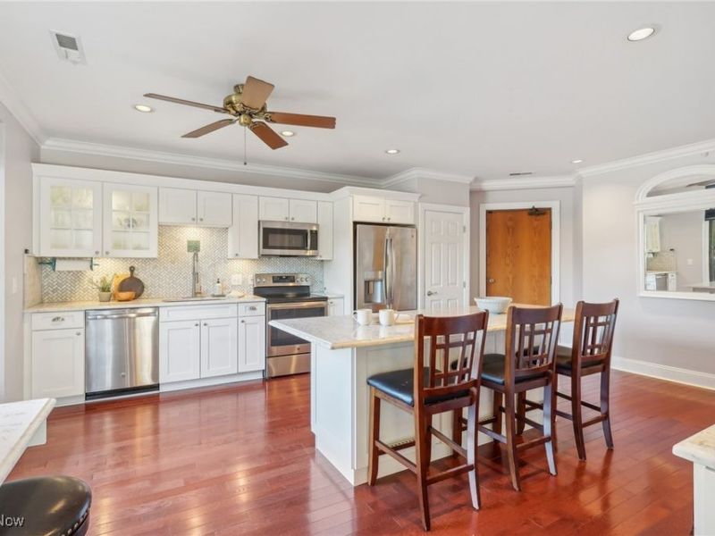 23200 Lake Road, Unit 47, Bay Village, OH 44140 Photo 6