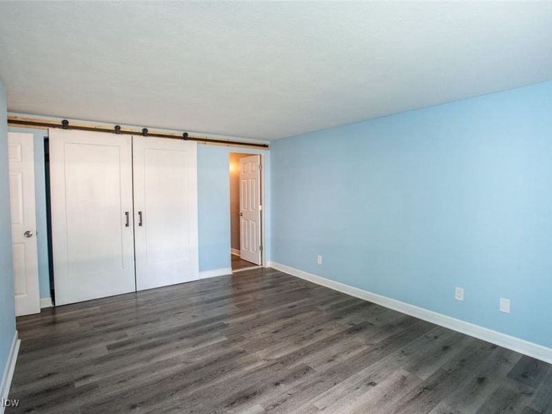 9800 Cove Drive, Unit H2, North Royalton, OH 44133 Photo 19