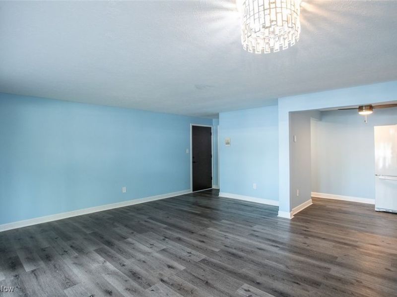 9800 Cove Drive, Unit H2, North Royalton, OH 44133 Photo 3