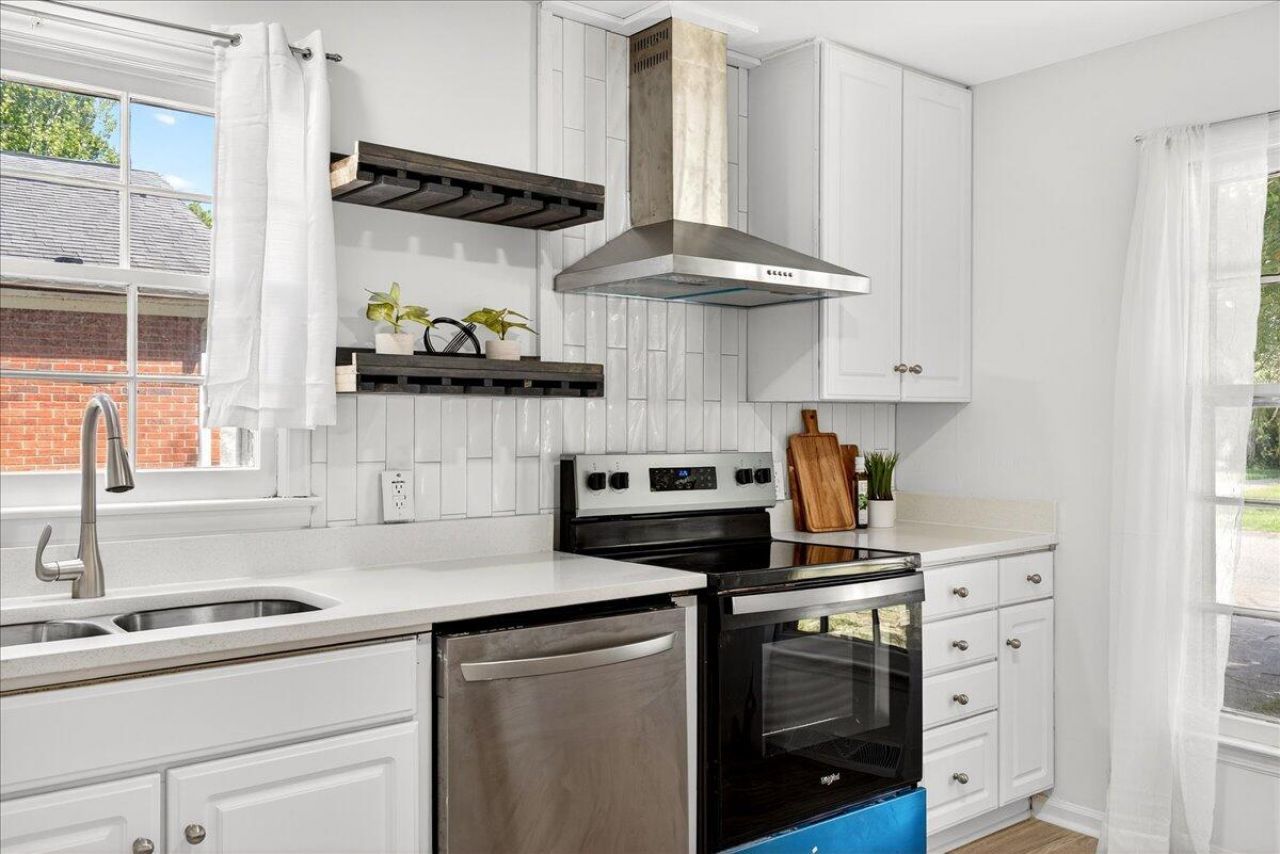 3452 Plaza Lane Photo 14