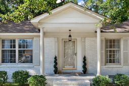 3452 Plaza Lane photo 4