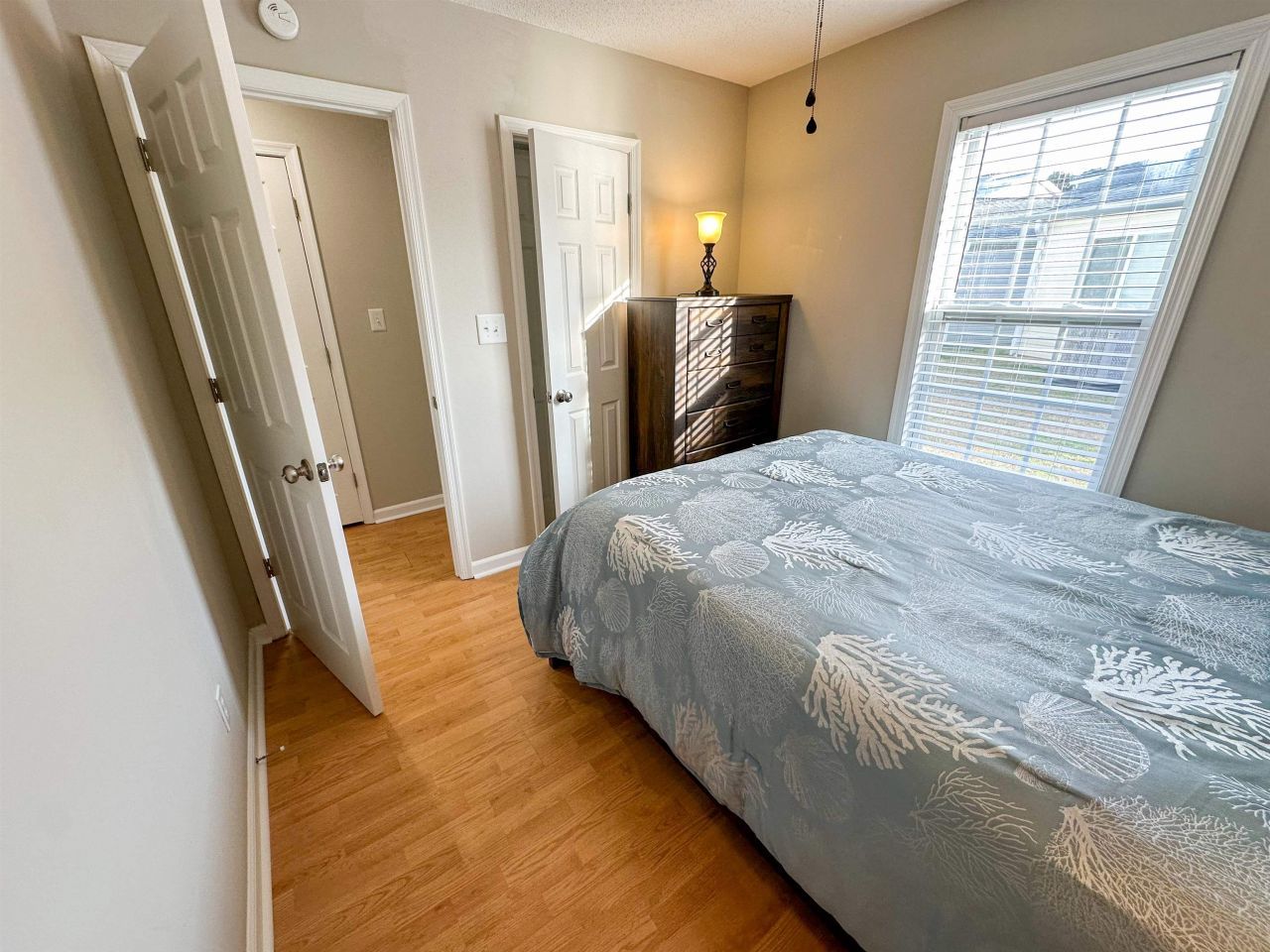 312 Lyons Cove Dr. Photo 15