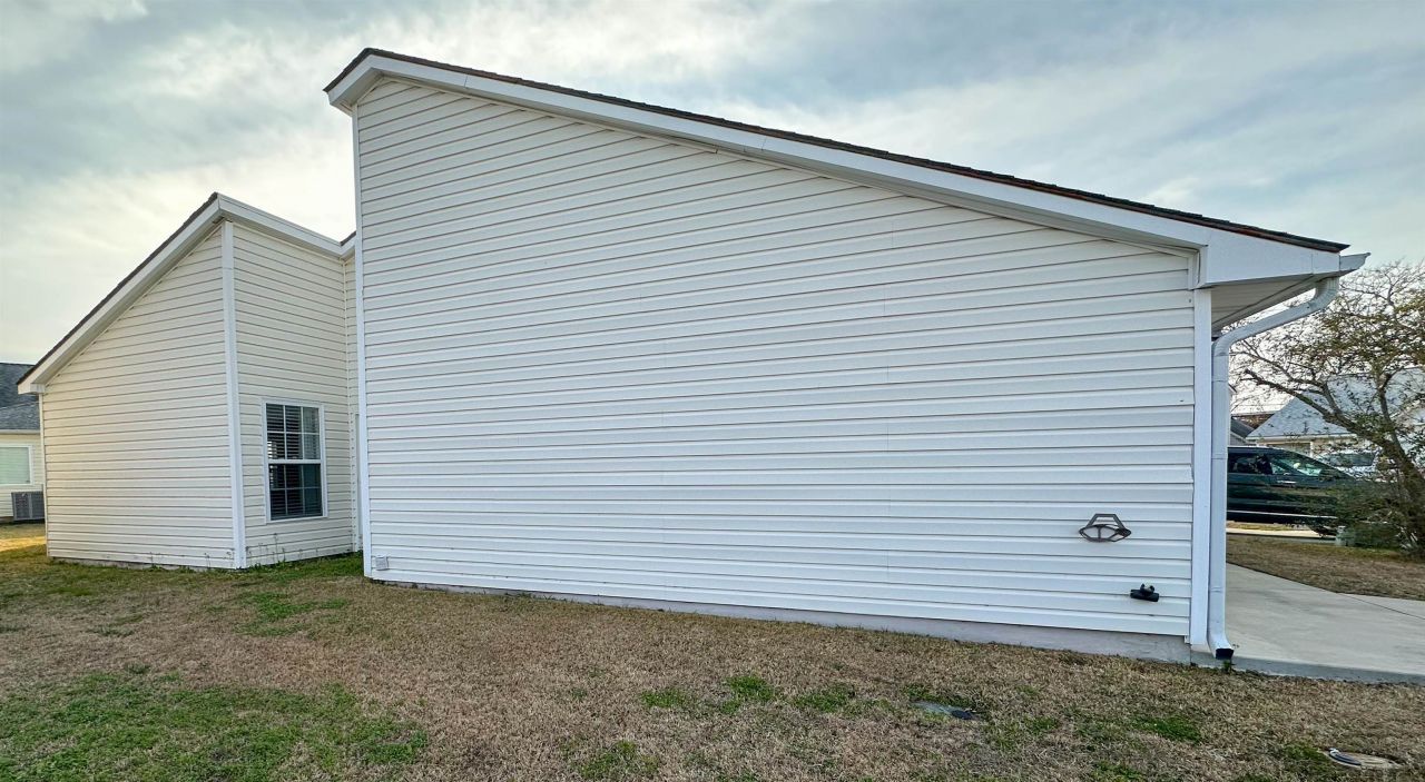 312 Lyons Cove Dr. Photo 23