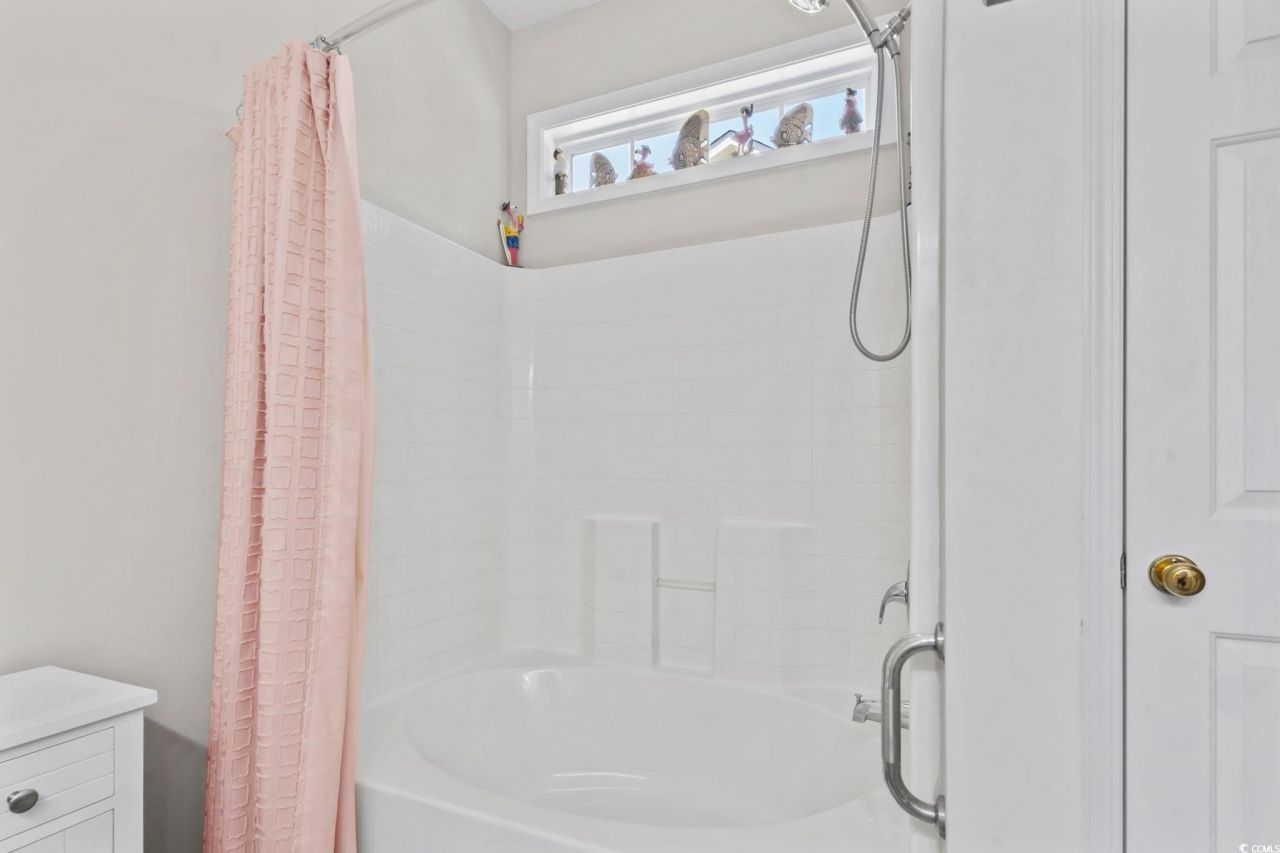 173 Cloverleaf Dr. Photo 14