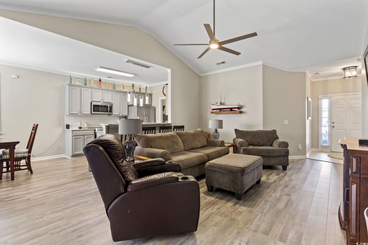 173 Cloverleaf Dr. Photo 15