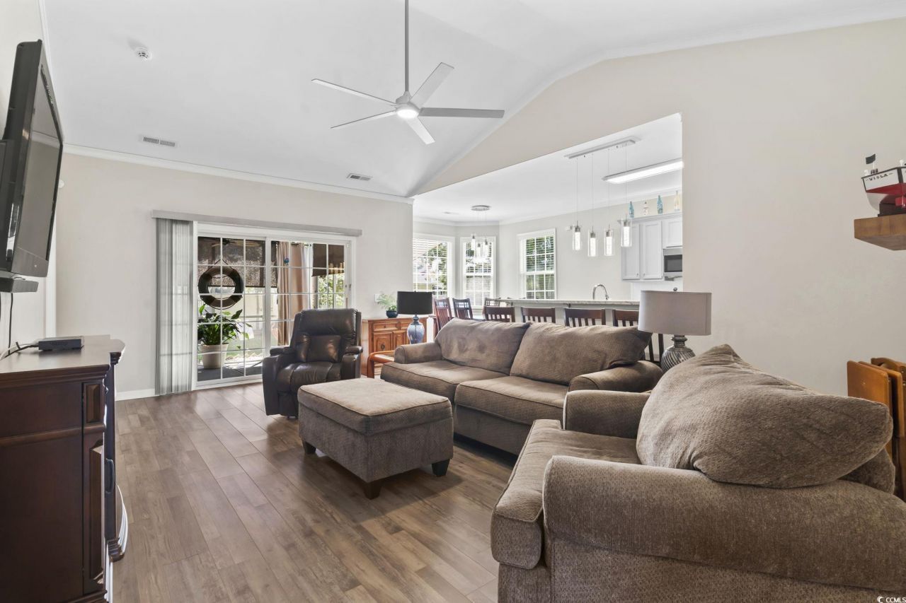 173 Cloverleaf Dr. Photo 17