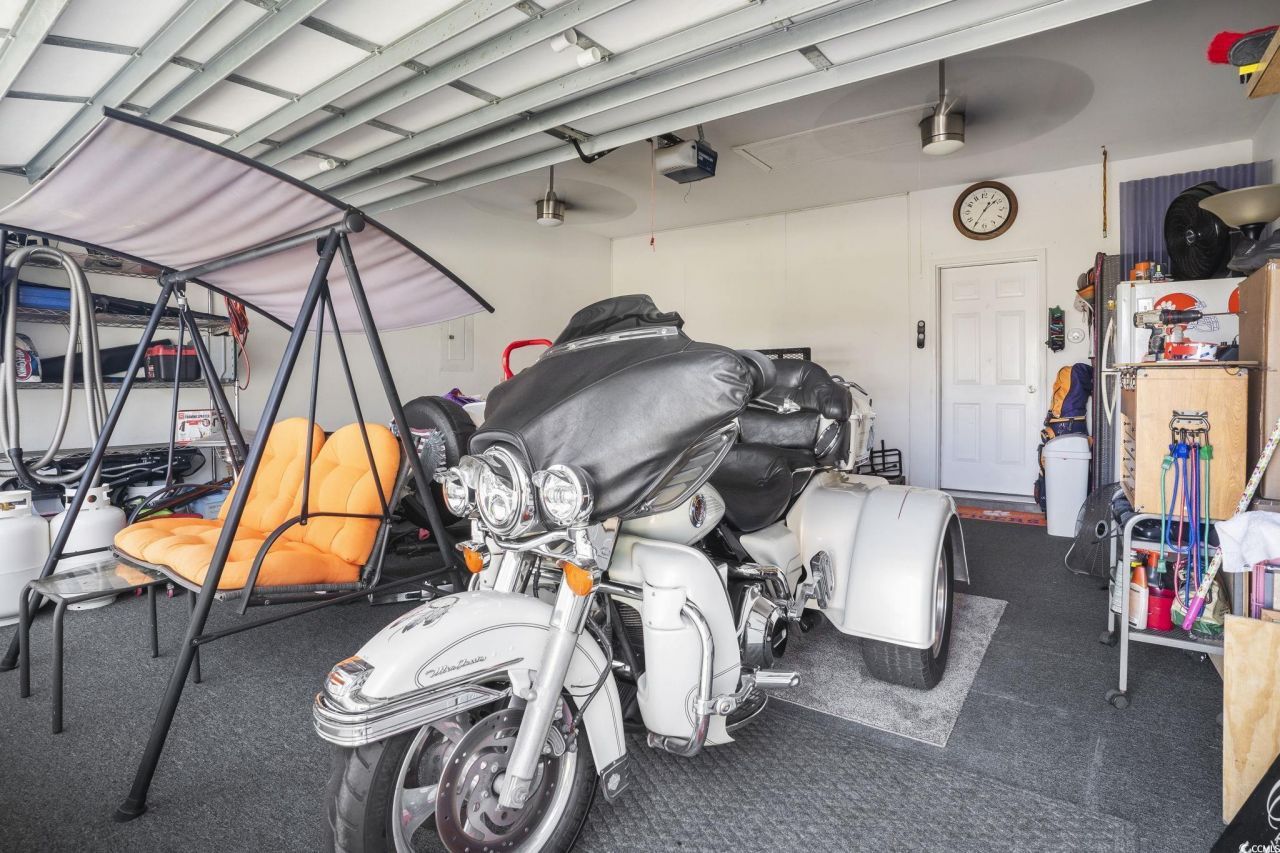 173 Cloverleaf Dr. Photo 35