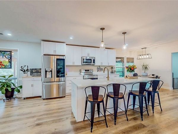 735 Brush Creek Road, Tontitown, AR 72762