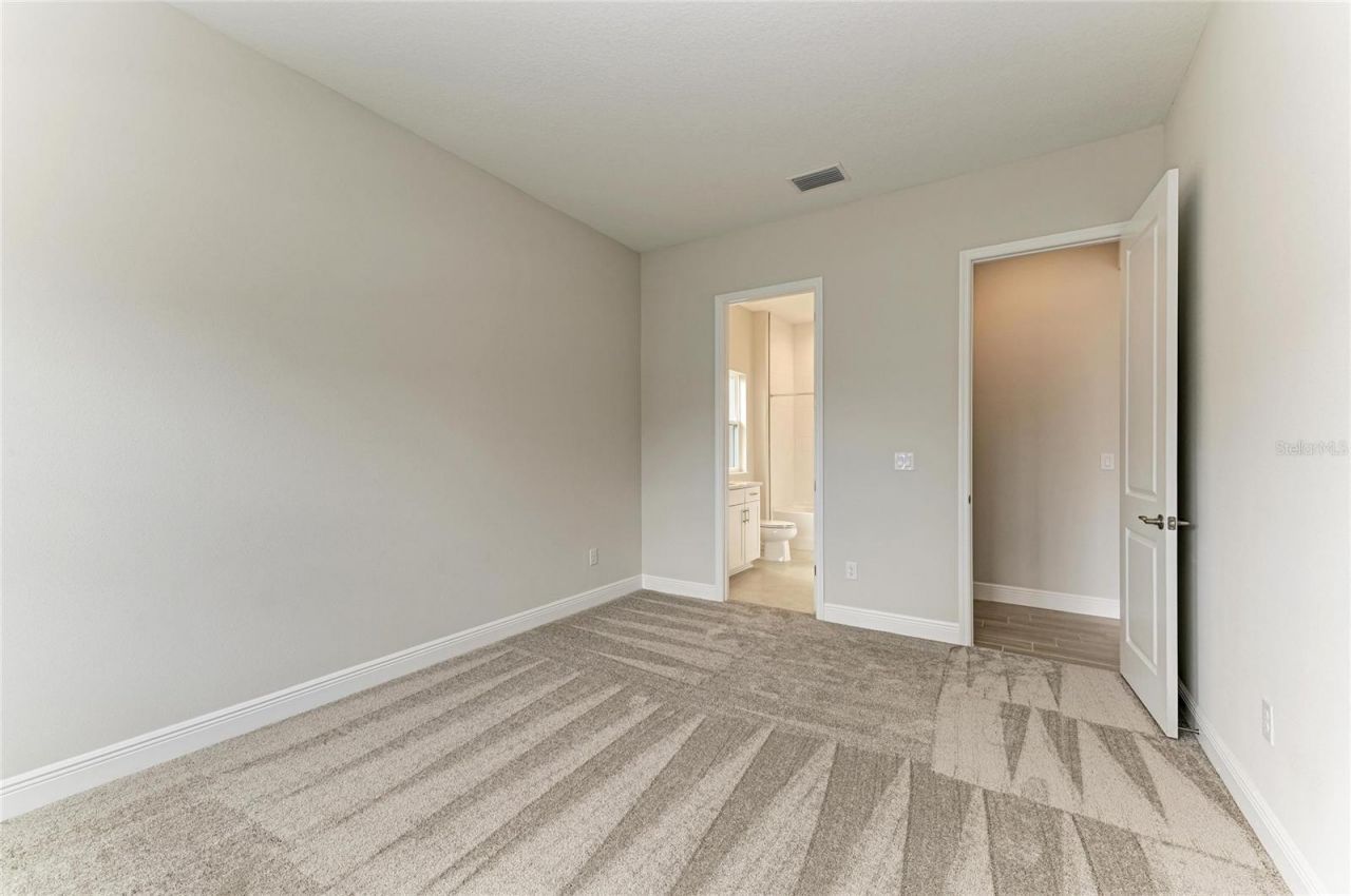 35418 Big Hawk Drive, Zephyrhills, FL 33541 Photo