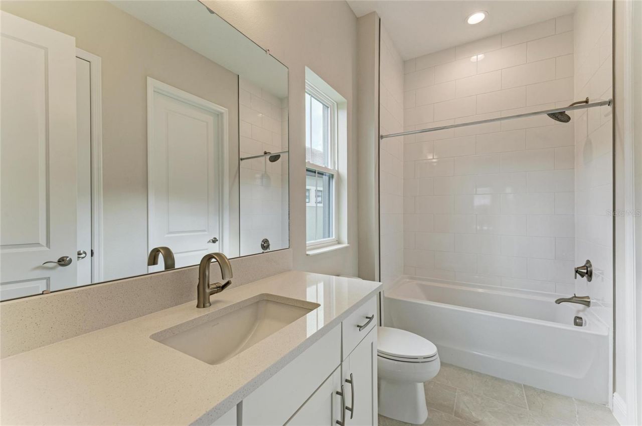 35418 Big Hawk Drive, Zephyrhills, FL 33541 Photo