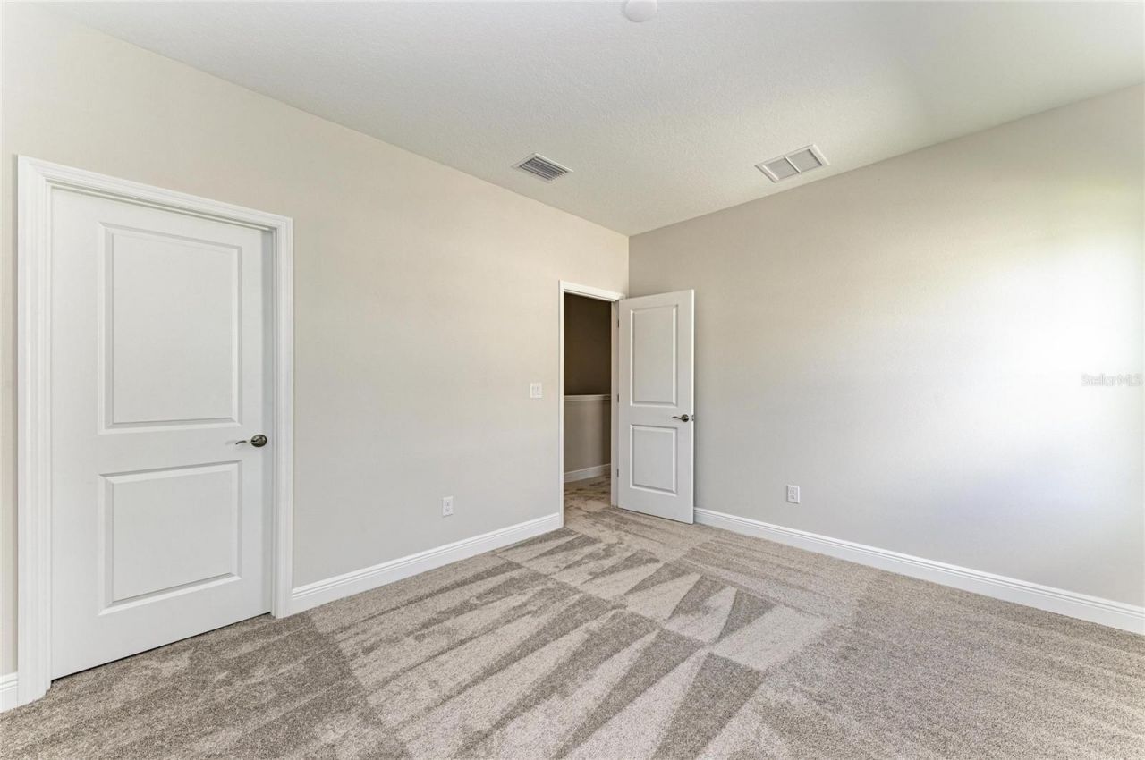 35418 Big Hawk Drive, Zephyrhills, FL 33541 Photo