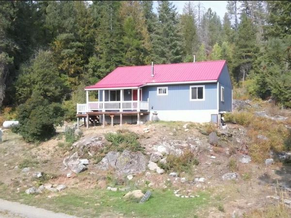 194 Quartz Ln, Naples, ID 83847