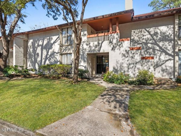 2103 WOOD HILL Drive, Unit 2103, Jacksonville, FL 32256
