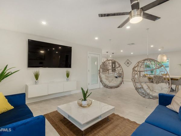 8225 E Crestwood Way, Scottsdale, AZ 85250