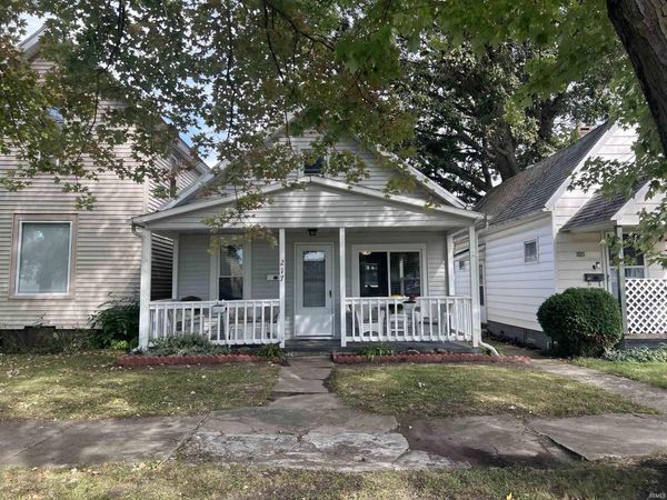 217 S Johnson Street, Garrett, IN 46738
