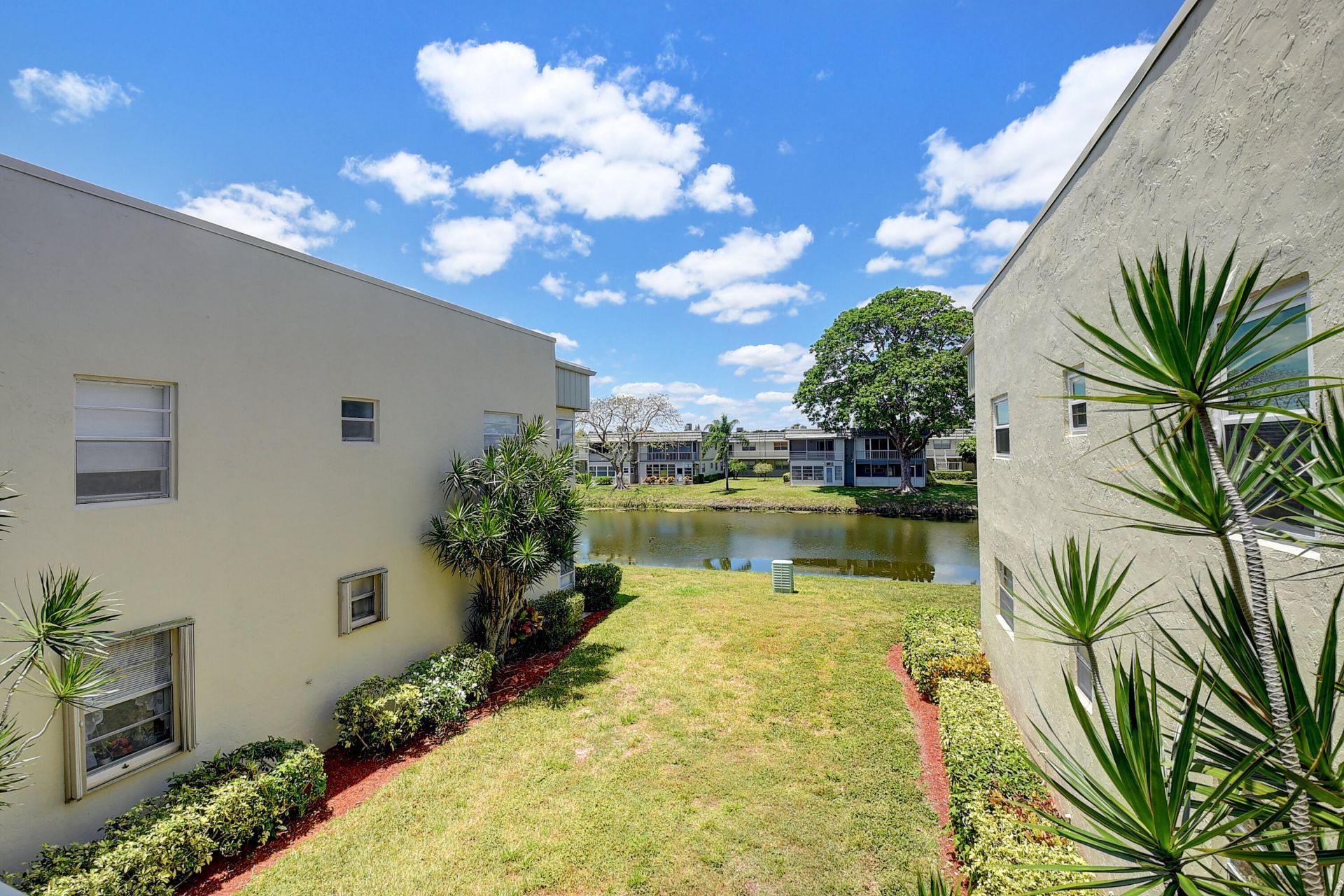 318 Monaco G, Unit G, Delray Beach, FL 33446 Photo