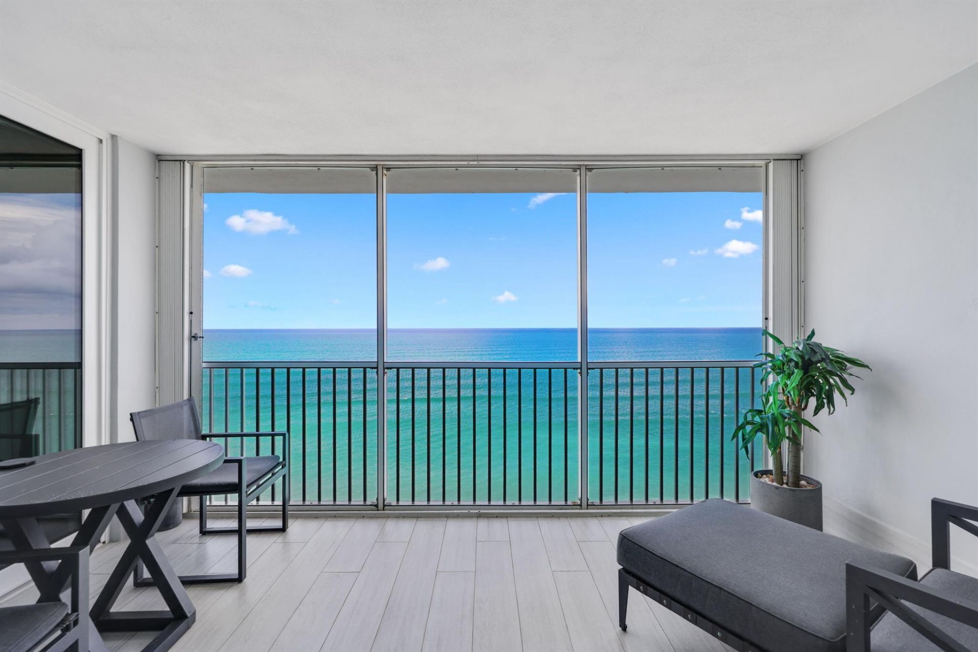 840 Ocean Drive, Unit 1104, Juno Beach, FL 33408 Photo