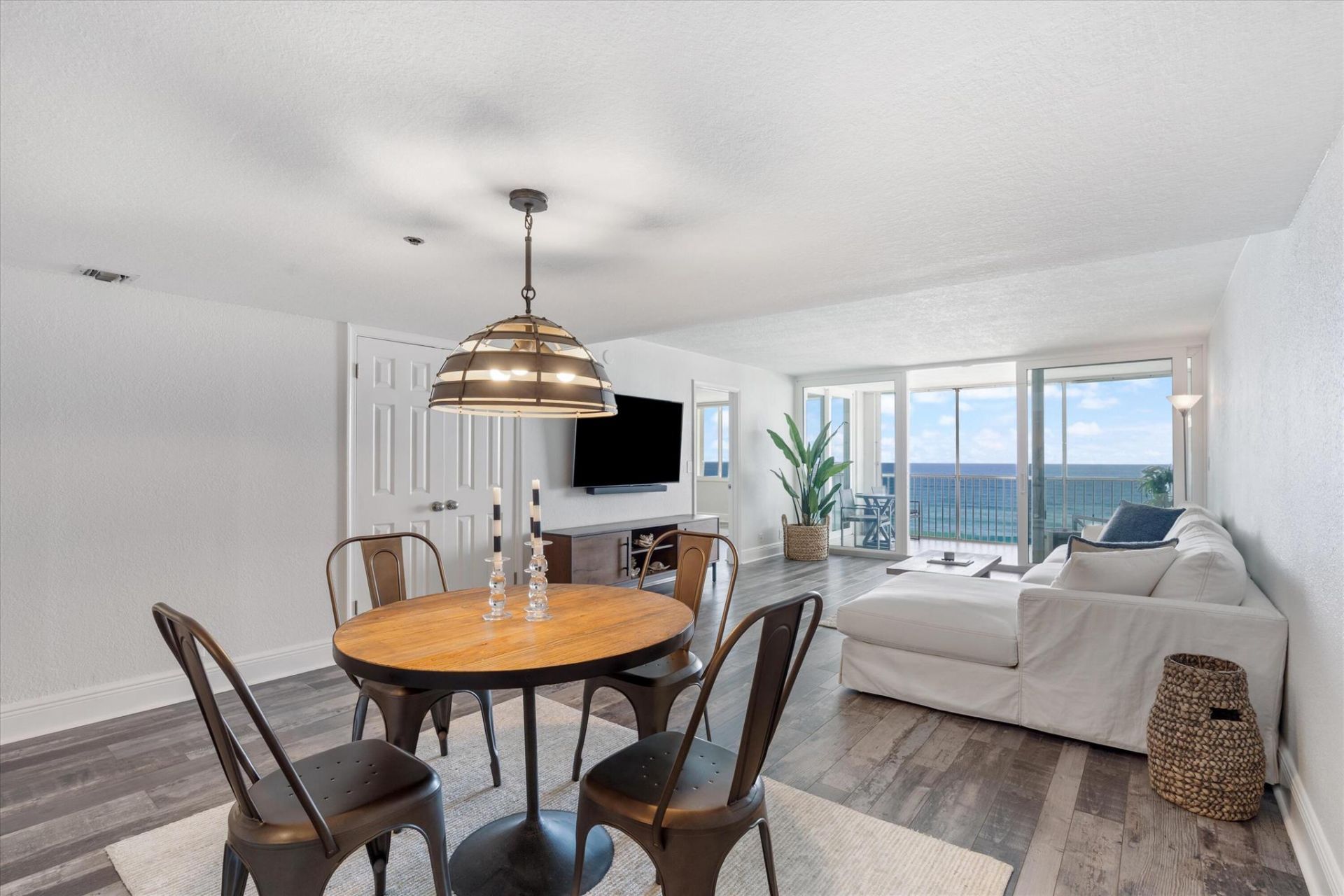 840 Ocean Drive, Unit 1104, Juno Beach, FL 33408 Photo